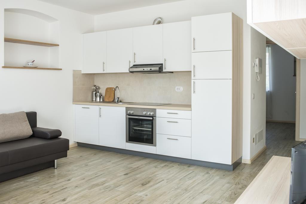 Apartment Residence Veronika Ora / Auer Rum bild